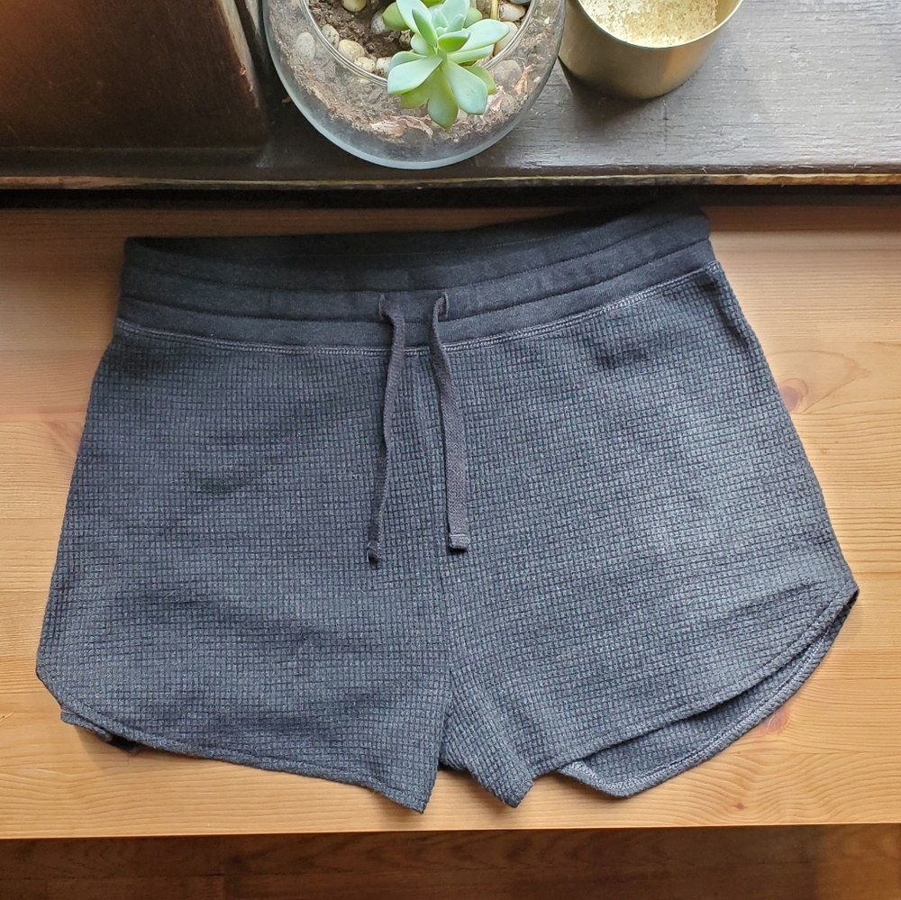 TNA Melrose Short